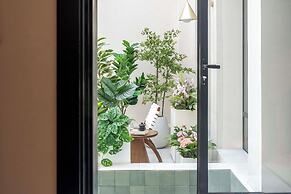 AND.U Designer Homestay
