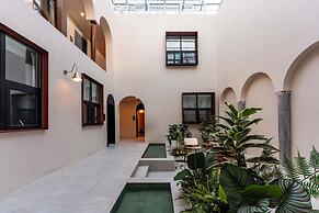 AND.U Designer Homestay