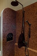 Barbara Boutique Hotel