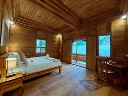 D'Ethnic Ubud Joglo View Villas by EPS