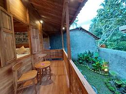 D'Ethnic Ubud Joglo View Villas by EPS