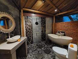 D'Ethnic Ubud Joglo View Villas by EPS