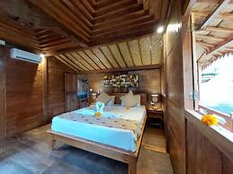 D'Ethnic Ubud Joglo View Villas by EPS