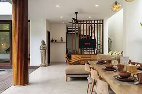 Green Moon Villa by Betterplace