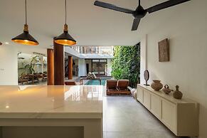 Green Moon Villa by Betterplace