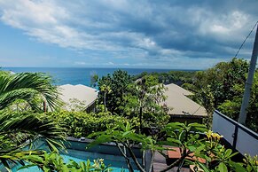 Moonlight Villa Ceningan