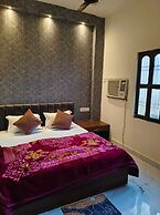 Manglam Guest House