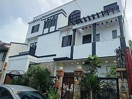 OYO 1190 Manzel Shanicaye Private Villa