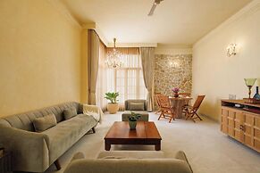 Westend Apartment by Redolive Racecourse Rd Luxe