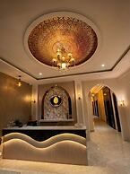 Hotel The Royal King
