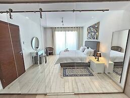 Elegant and Modern Villa V 04