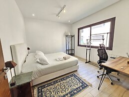 Elegant and Modern Villa V 04