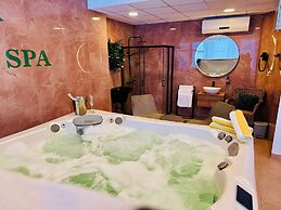 Pláza Hotel Gyula
