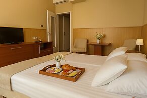 Pláza Hotel Gyula