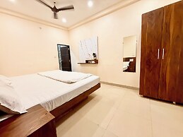 Prime Located Hotel F T Palace