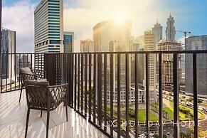 LUX The Business Bay Executive Suite