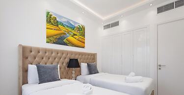 LUX The Serene Springs Villa 2