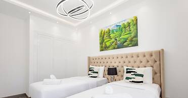 LUX The Serene Springs Villa 2