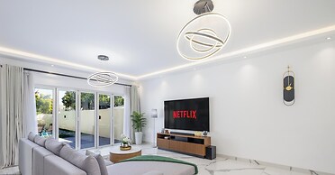 LUX The Serene Springs Villa 2