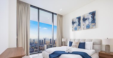 LUX  The Phantom Sky Pool Suite