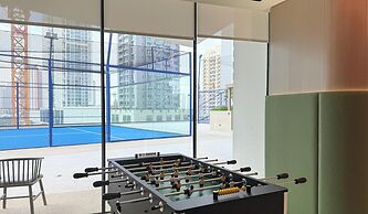LUX  The Phantom Sky Pool Suite