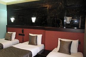 Hotel Falcon