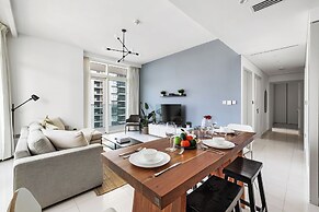 2BR Beachfront Retreat with Palm Views