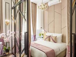 Merveil - Luxury Suite - Marais Archives