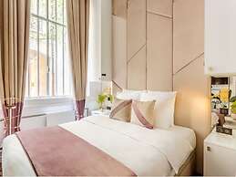 Merveil - Luxury Suite - Marais Archives