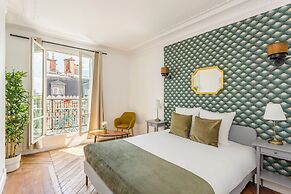 Family Suite Tilsitt Eiffel Tower view