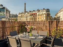 Signature Suite Eiffel Tower terrace