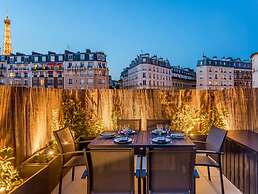 Signature Suite Eiffel Tower terrace