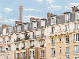 Signature Suite Eiffel Tower terrace
