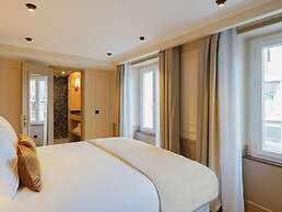 Signature Suite Eiffel Tower terrace