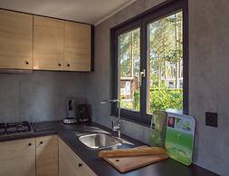 Luxury Forest Lodge With Private Garden