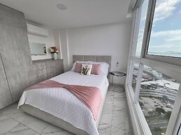 Executive Apartment on Balboa Avenue