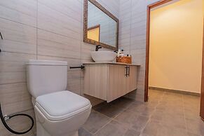 Luxurious Diani Beach Villa With Private Pool