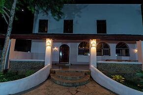 Luxurious Diani Beach Villa With Private Pool