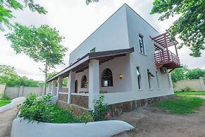 Luxurious Diani Beach Villa With Private Pool