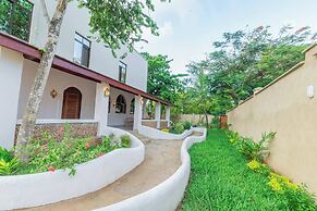Luxurious Diani Beach Villa With Private Pool