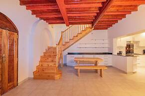 Luxurious Diani Beach Villa With Private Pool