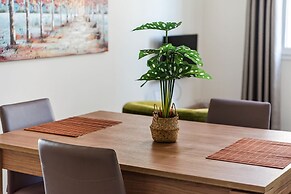 Dream by the Sea Apartment 1BR Beachfront