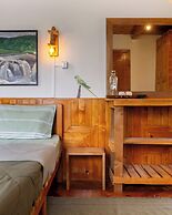 Huts And Hunters Cottage Manali