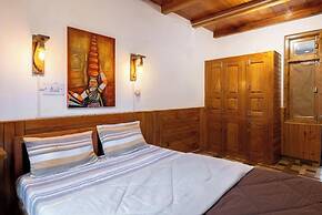Huts And Hunters Cottage Manali