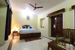 Maharaja Kothi Resort Bandhavgarh