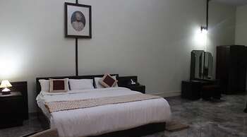 Maharaja Kothi Resort Bandhavgarh
