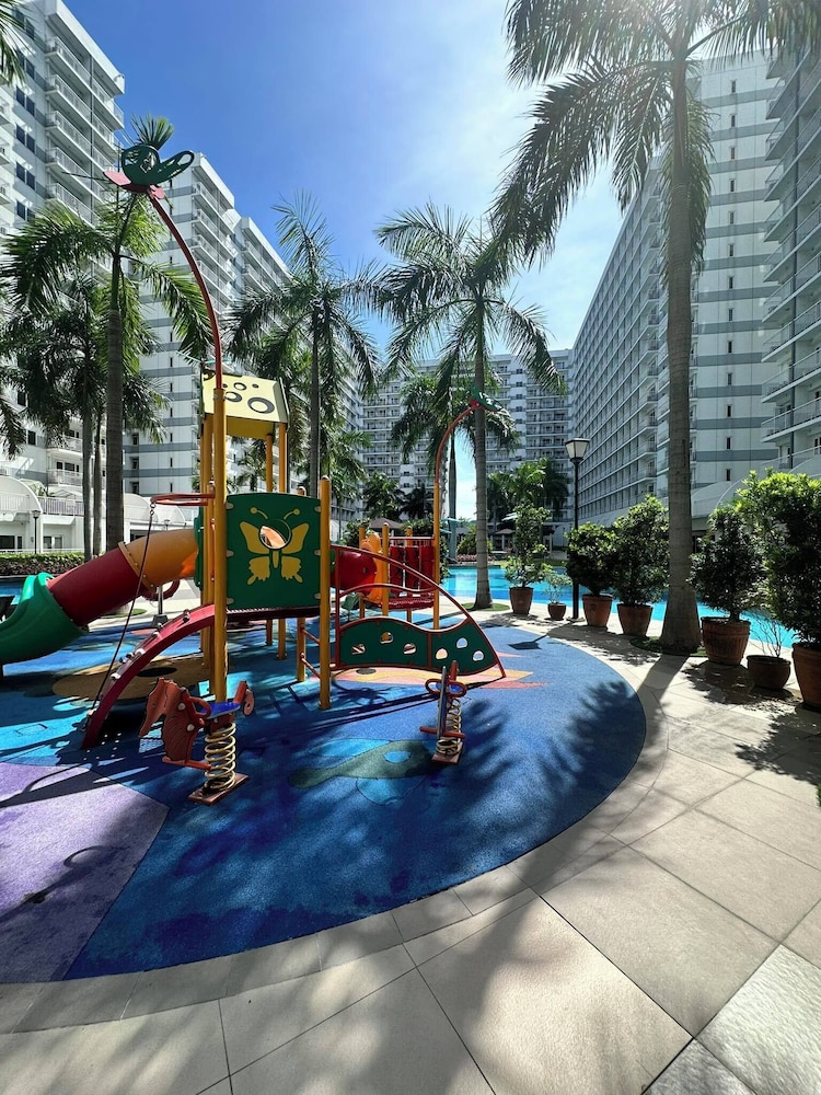 Mall of SHELL Residences Staycation