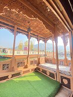 Houseboat Newheidi