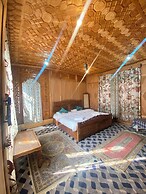 Houseboat Newheidi