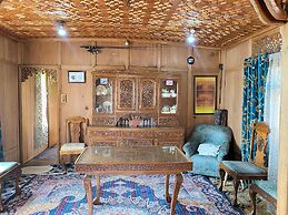 Houseboat Newheidi
